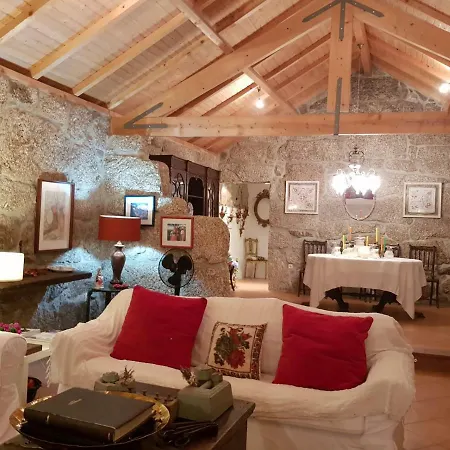 Casa Cerrado Do Cruzeiro * Oliveira (Porto)